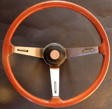 Alfa Romeo Giulia Spider Wooden Steeringwheel Hellebore 1969 (10402)